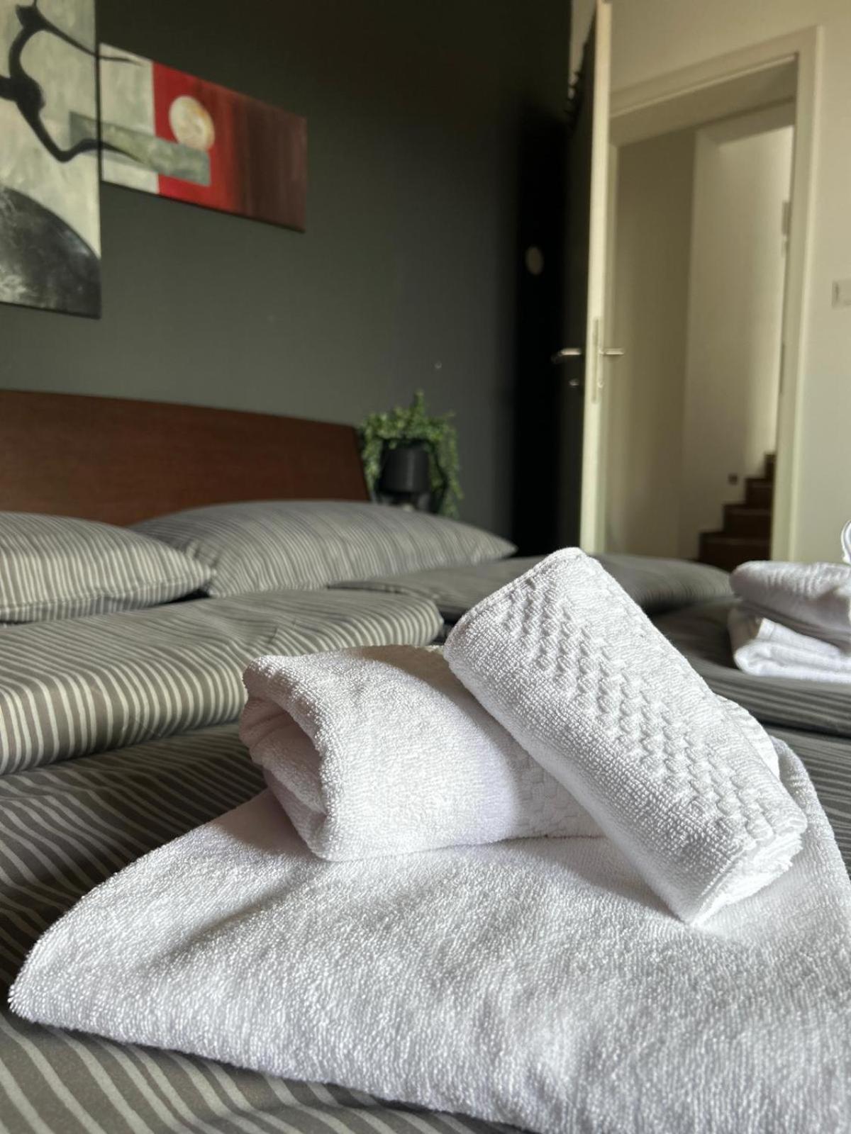 Apartman Rada Kraljevica Exteriör bild