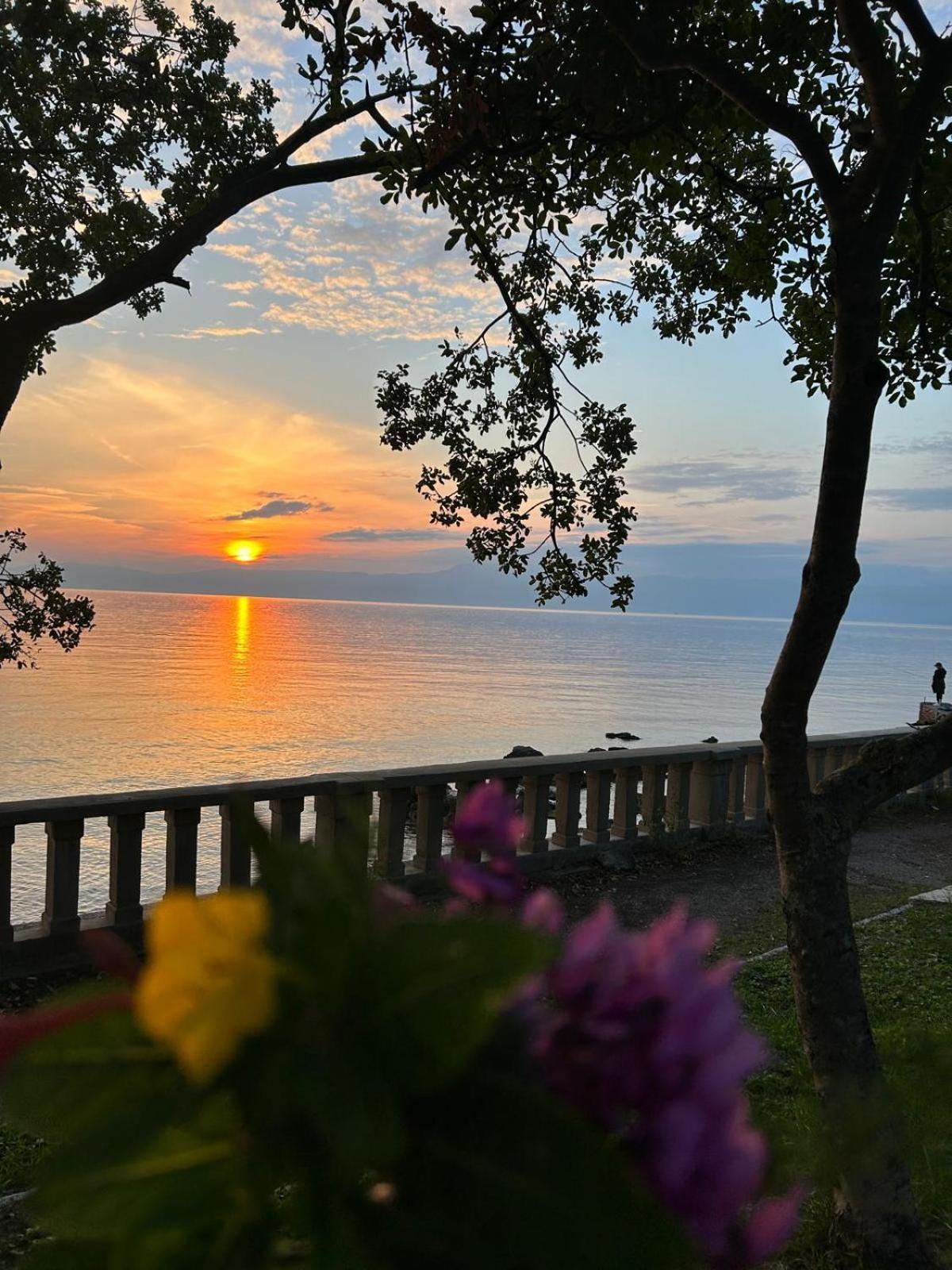 Apartman Rada Kraljevica Exteriör bild